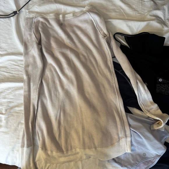 Lululemon Activewear Bundle Small Medium - Picture 4 of 5